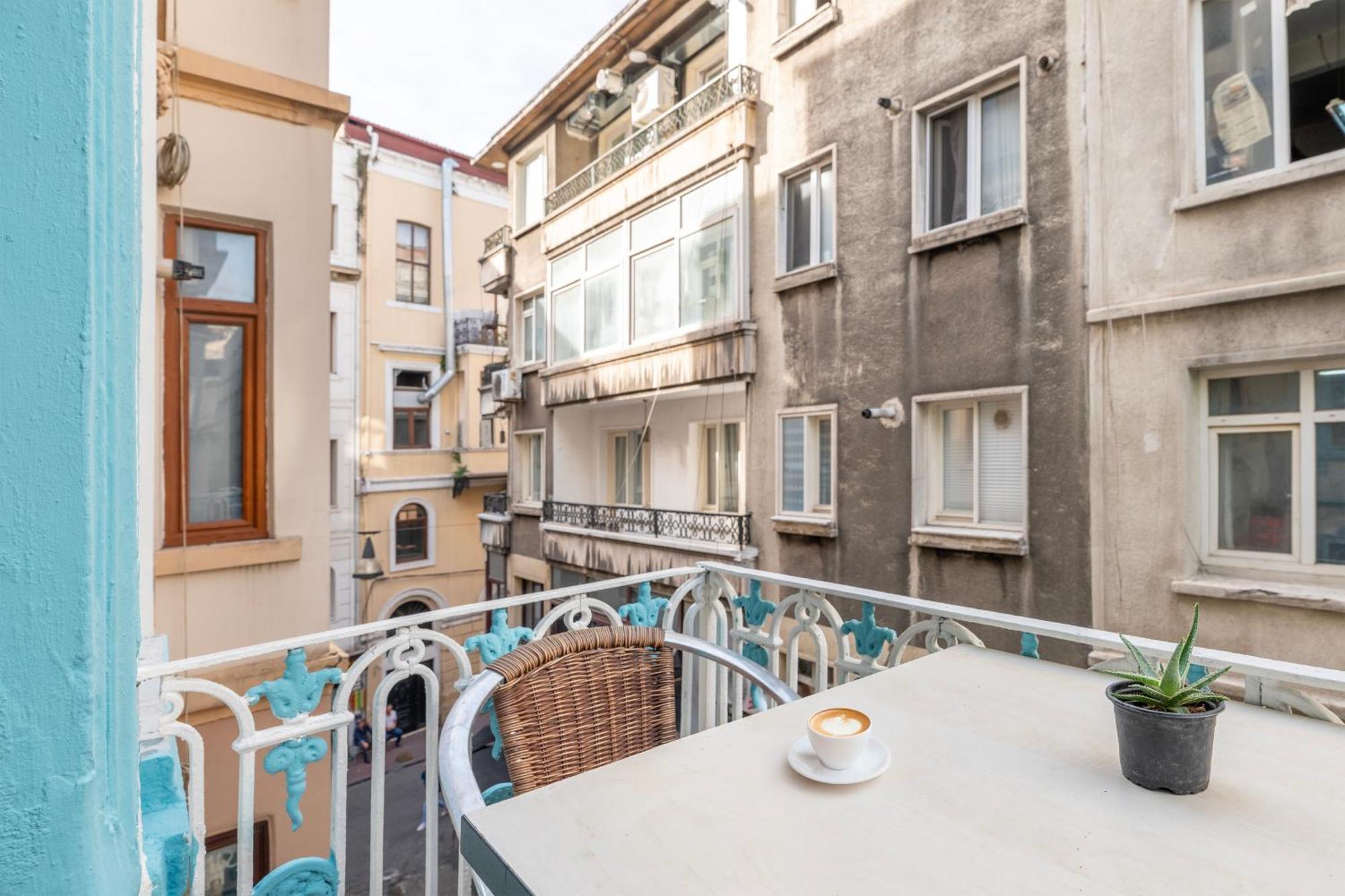 Taksim Dora Hotel Istanbul Exterior photo